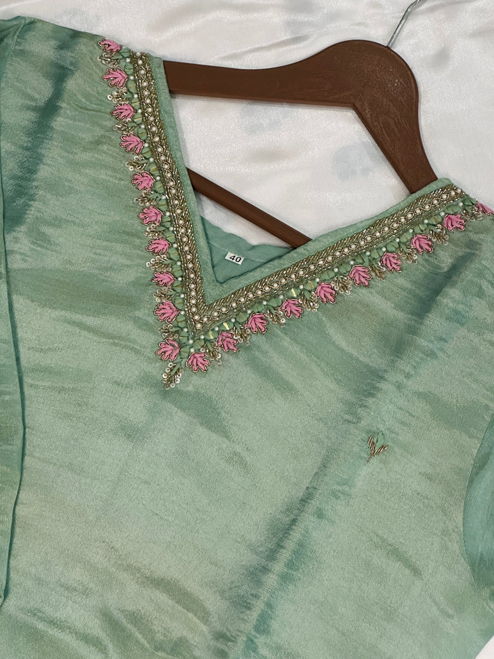 Minimal Salwar Set